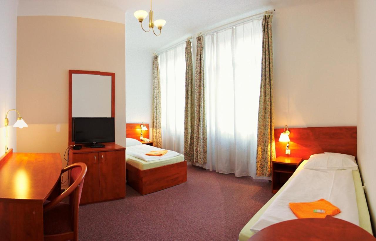 Wellness Hotel Central Klatovy Eksteriør billede